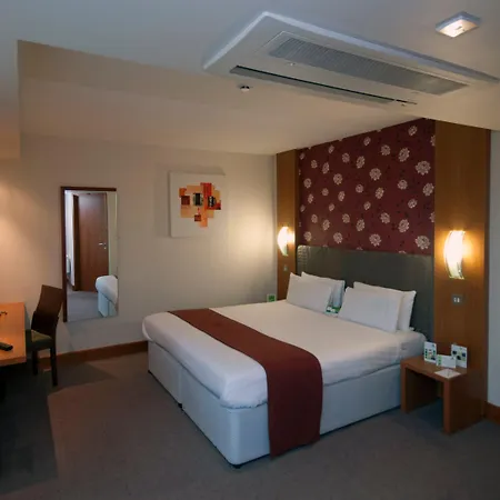 Hotel Holiday - Central Park, An Ihg Manchester