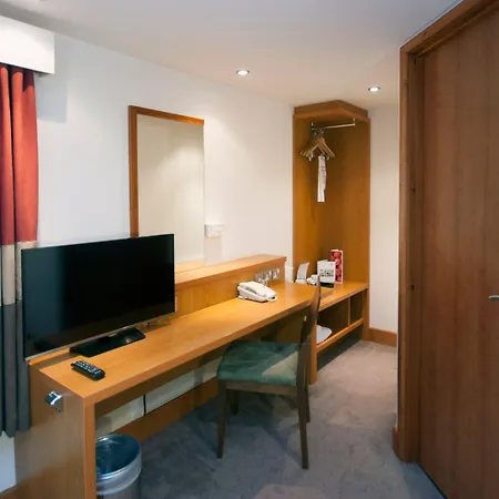 - Park, An Ihg Отель 4*