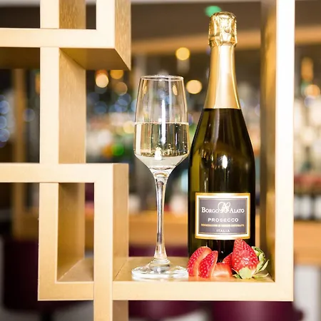 曼彻斯特市中心皇冠假日酒店 酒店