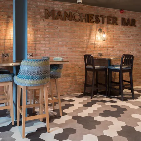 - Park, An Ihg 4* Manchester