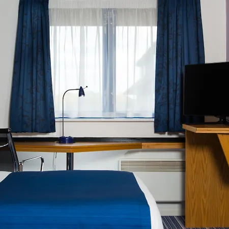 Express East By Ihg Manchester