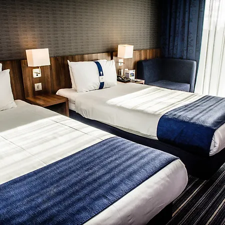 Express Centre By Ihg 3*