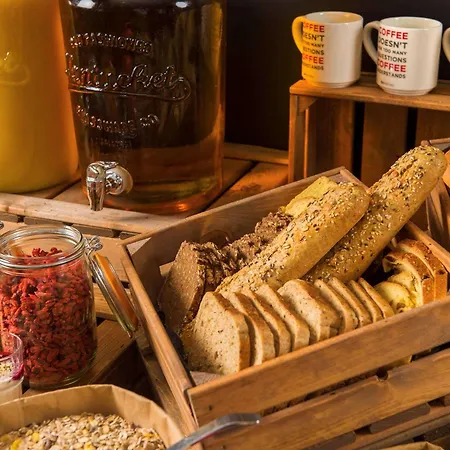 Ibis Centre 96 Portland Street