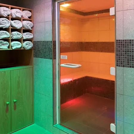 Hotell Novotel Centre 4*