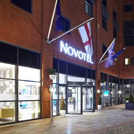 Novotel Centre 4*