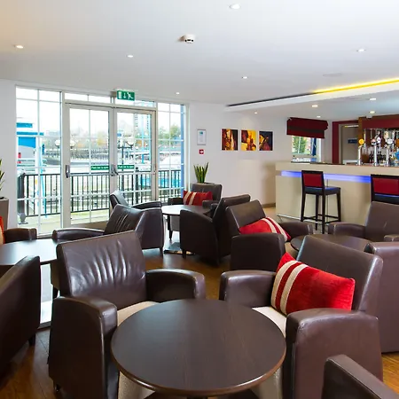 Express - Salford Quays By Ihg 3* Manchester
