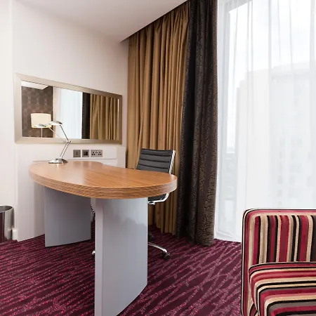 Manchester-mediacityuk By Ihg מלון סלפורד