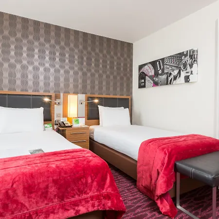 Manchester-mediacityuk By Ihg 4* סלפורד