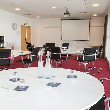 מלון Manchester-mediacityuk By Ihg 4*