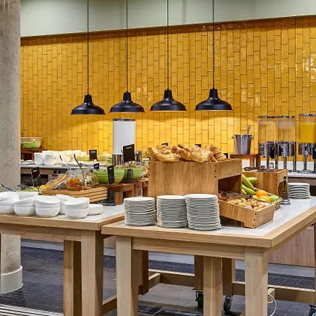 - Centre By Ihg Otel