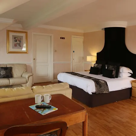 - - Oldham By Ihg Hotel