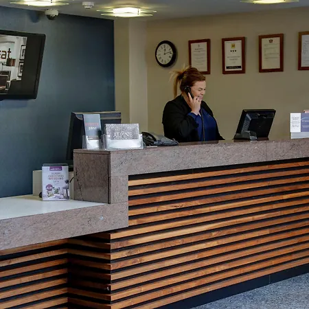 - - Oldham By Ihg 3*