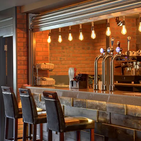 - - Oldham By Ihg Hotel