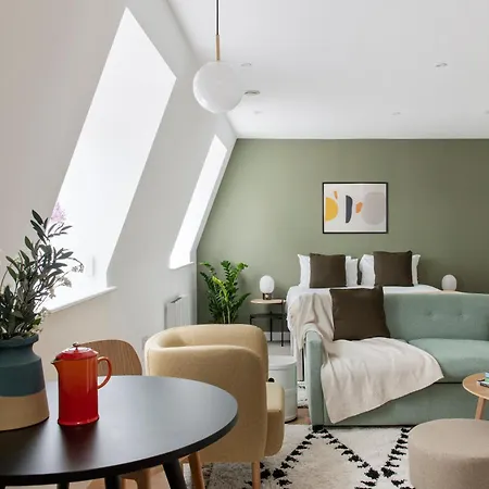 Cove Minshull Street 4*