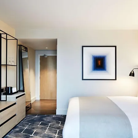 Hyatt Regency 4*