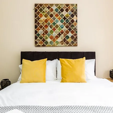 Jetson House - Luxury 4-bed With King Size Bedroom Near Etihad Feriehus Manchester