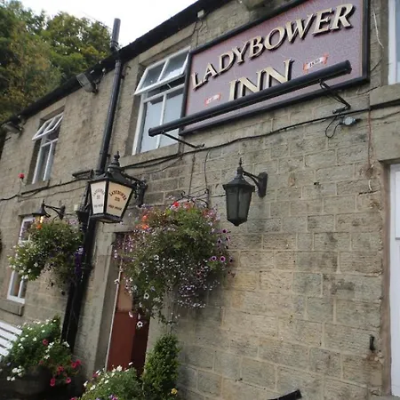 Oyo Ladybower 3* Bamford