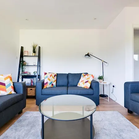 別荘 Pass The Keys Lovely 3 Bedroom Golf Club And Parking