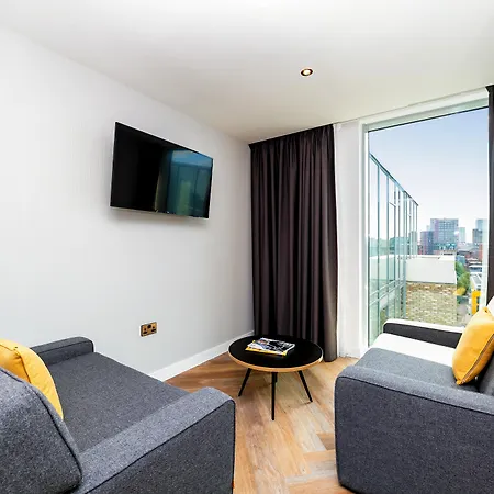 Apartahotel Staycity Northern Quarter 4*
