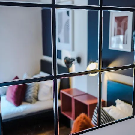 Four Bedroom Urban Hosted By Mcr Dens Manchester