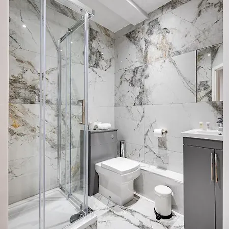 Large 2 Bed 2 Bath Appartamento Manchester