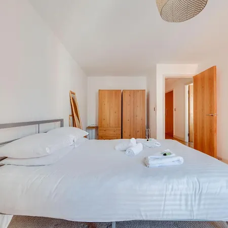 Pass The Keys Modern 1 Bedroom City Centre Walking Dist Διαμέρισμα *
