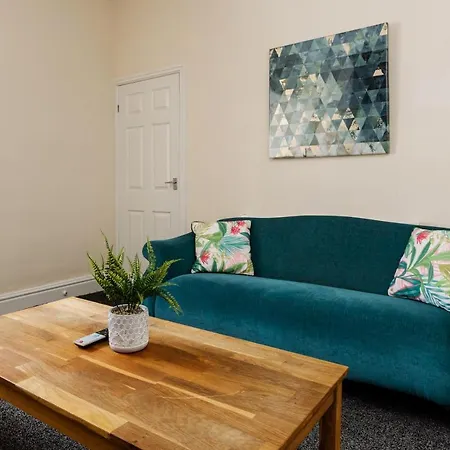 Jetson House - Luxury 4-bed With King Size Bedroom Near Etihad Feriehus Manchester
