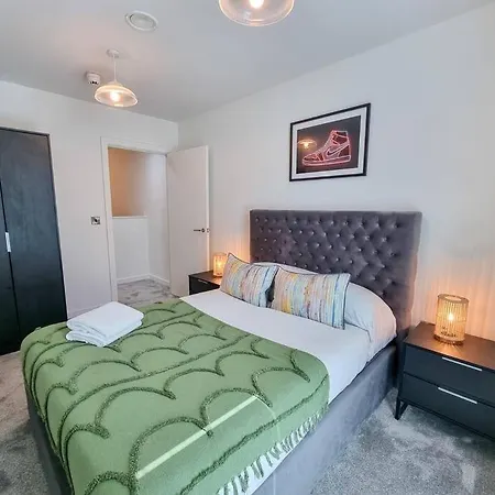 4 Bed Townhouse Free Parking Piccadilly Dom wakacyjny *