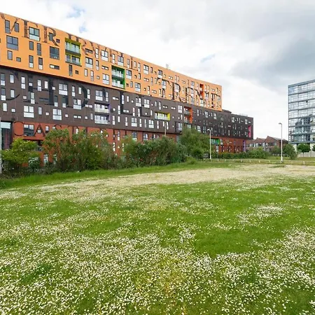 1 Bed Ancoats Canalside Flat Centre Apartment *