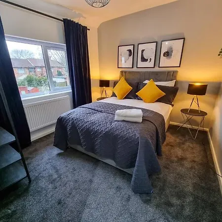 4-bedroom Close To City Centre With Free ℗ Manchester