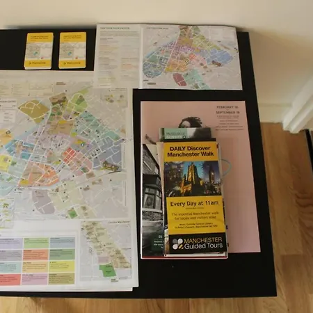 Superhost - Beautiful Canal Facing