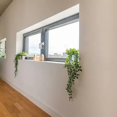 1 Bed Ancoats Canalside Flat Centre Apartment