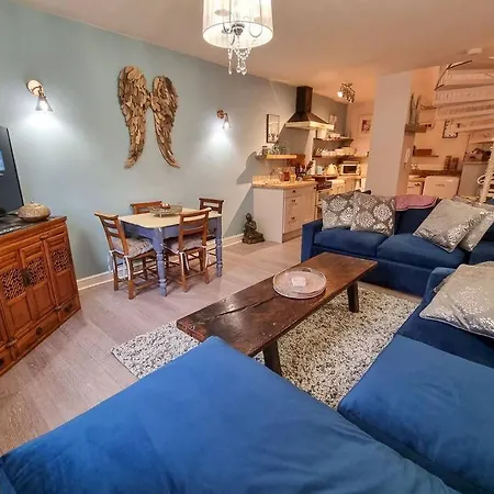 Stunning Luxury Vintage Duplex With Parking 曼彻斯特