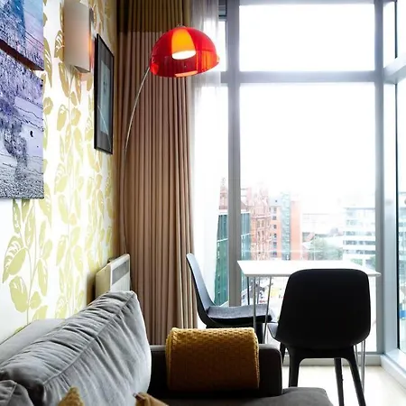 アパート 1 Bed Deansgate Flat マンチェスター