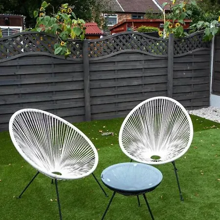 4-bedroom Close To City Centre With Free ℗