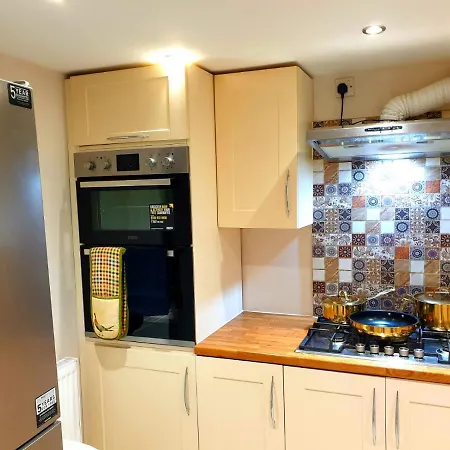 Elegant 2 Bed In * Manchester