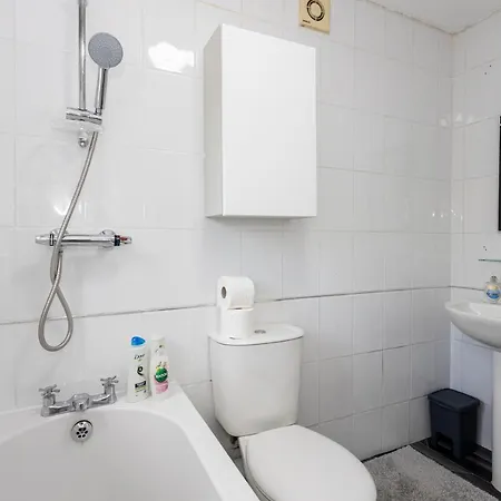Cosy House & Contractors & Leisure & Free Parking Lejlighed