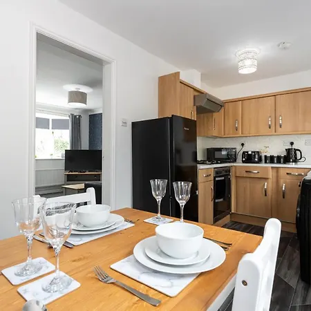 Cosy House & Contractors & Leisure & Free Parking Lejlighed *