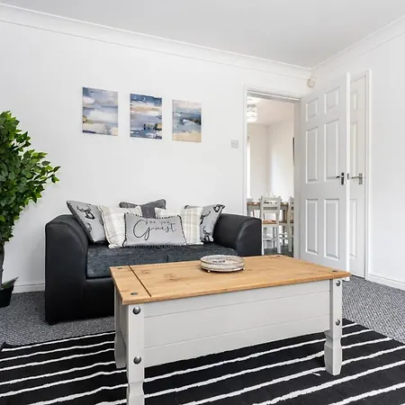 Cosy House & Contractors & Leisure & Free Parking * Manchester