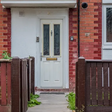 Bv Comfy Spacious 3 Bedroom House At Tatton Street Διαμέρισμα
