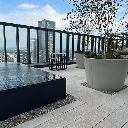Luxury 2 Bedroom In Deansgate Views Апартаменты