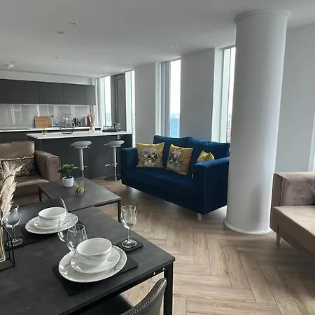 Luxury 2 Bedroom In Deansgate Views