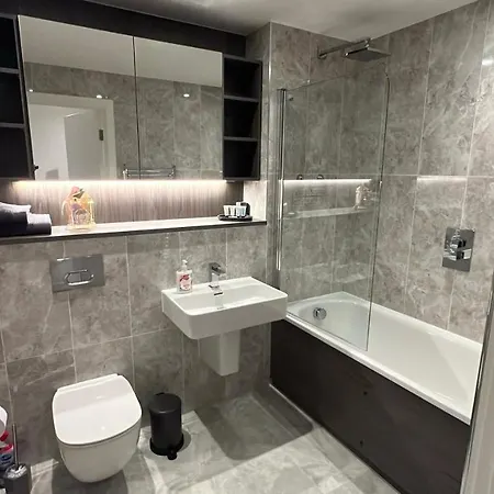 Luxury 2 Bedroom In Deansgate Views Апартаменты Манчестер