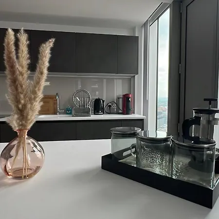 Luxury 2 Bedroom In Deansgate Views * Манчестер