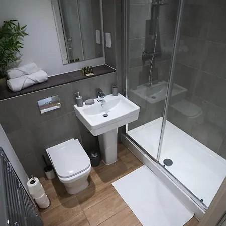 Modern 1-bed - Centre - Free Wi-fi - New - Apartamento