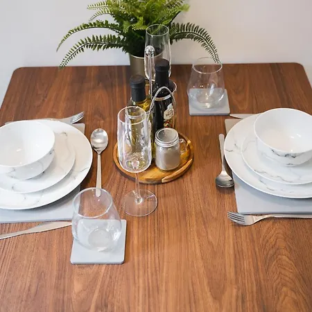 Modern 1-bed - Centre - Free Wi-fi - New - Apartamento