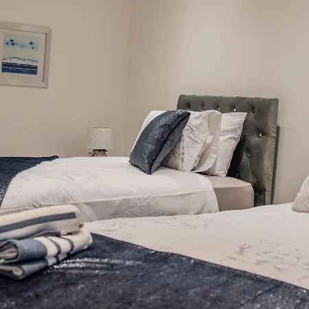 Bv Comfy Spacious 3 Bedroom House At Tatton Street * Manchester