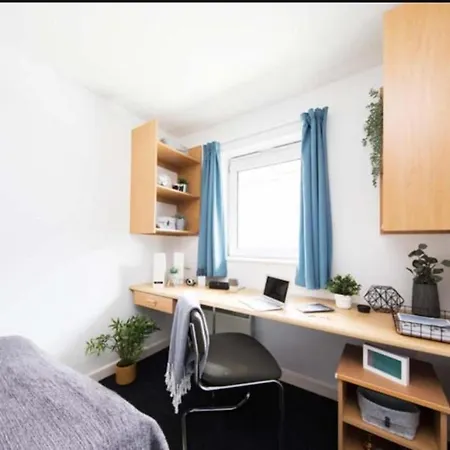 Aparthotel Ensuite Rooms For Students, Manchester - Sk