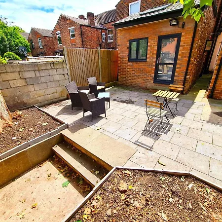 Daire Beautiful And Spacious Apartment: 3 Beds & 2 Bath - Newly Renovated ,open-plan Kitchen/living Manchester