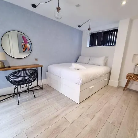 Super 1 Bedroom In The Heart Of Mcr * Манчестер